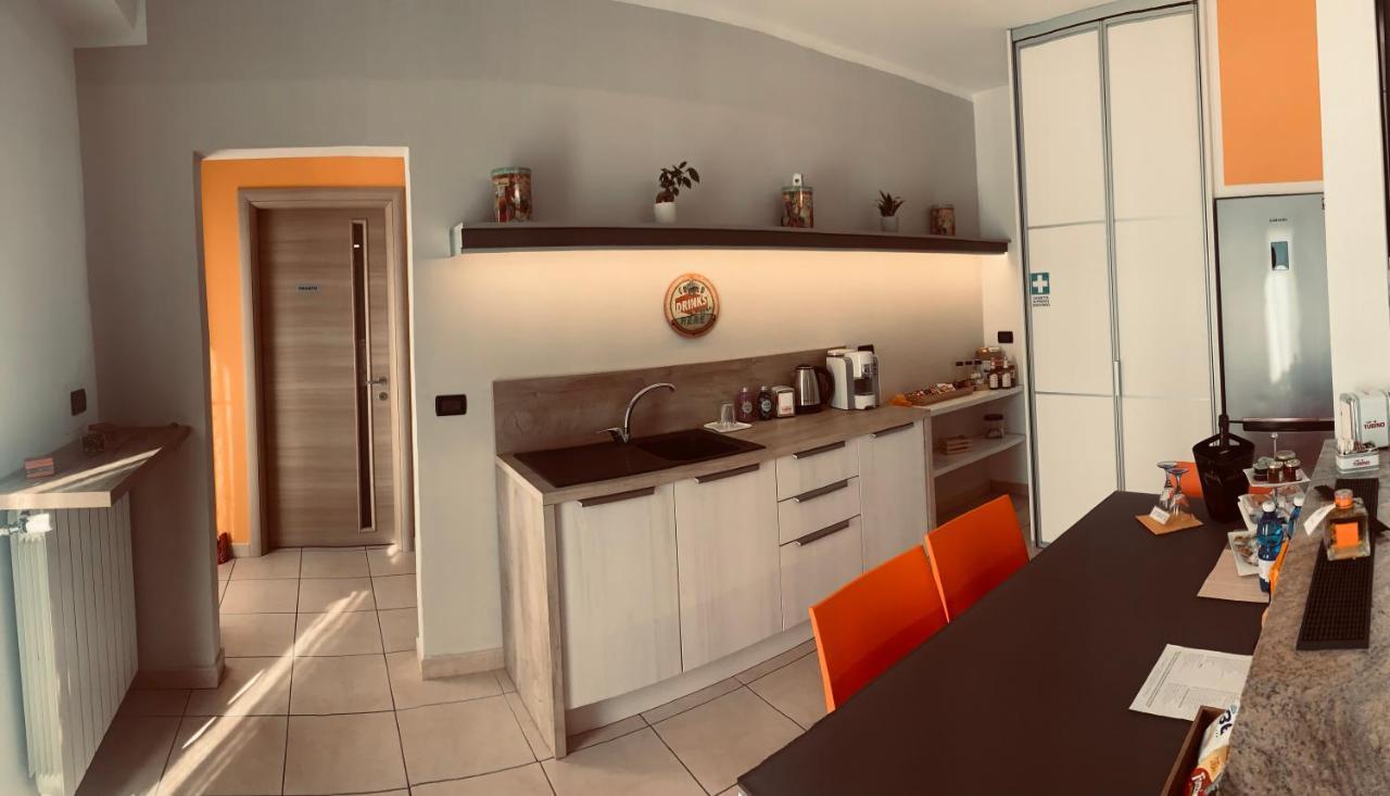 Bed and Breakfast Bb Borgo Biella Candelo Esterno foto